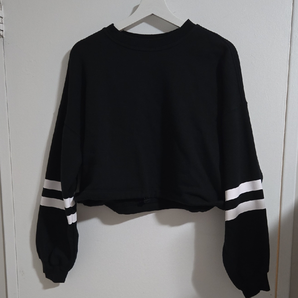 Forever 21 Black Cropped Sweatshirt with White Stripes